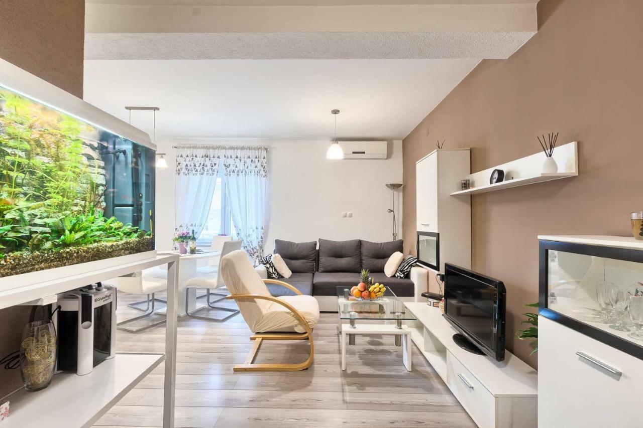 Mario'S Place Пула Екстер'єр фото